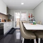 Elegant Sesimbra Escape -terrace Bbq- Near Arrabida Santana (Lisbon)