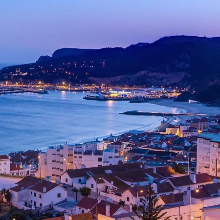 Elegant Sesimbra Escape -terrace Bbq- Near Arrabida 公寓 Santana (Lisbon)